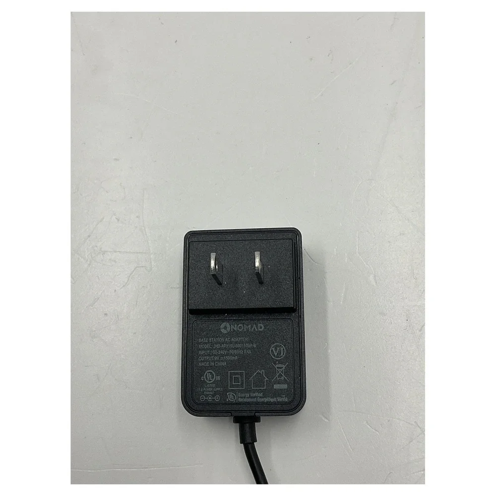 Nomad Wireless Phone Charger‎ Model NM300K00 Black